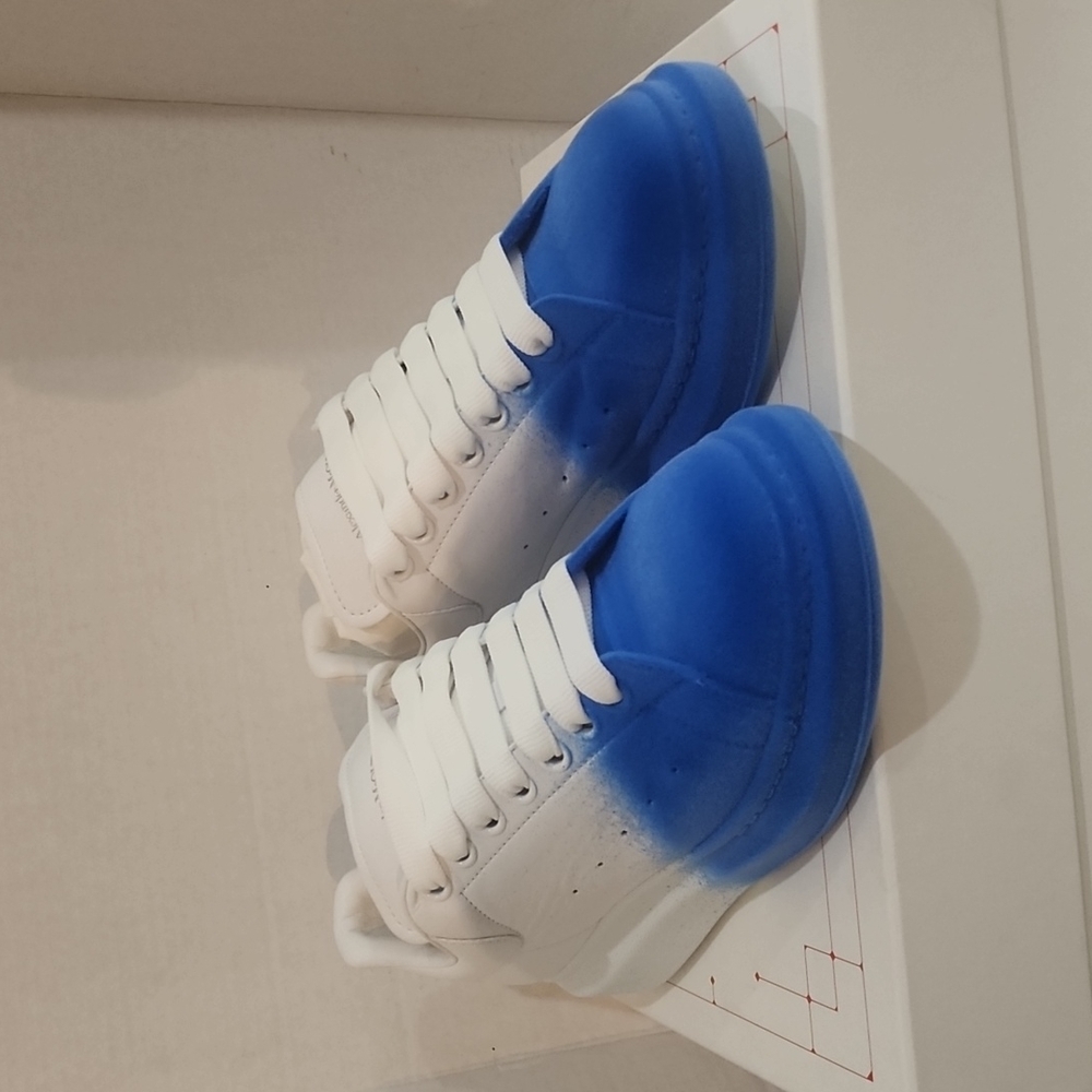 Authentic Alexander McQueen Oversized Spray Flocking Sneakers Men size 8 - Picture 3 of 13